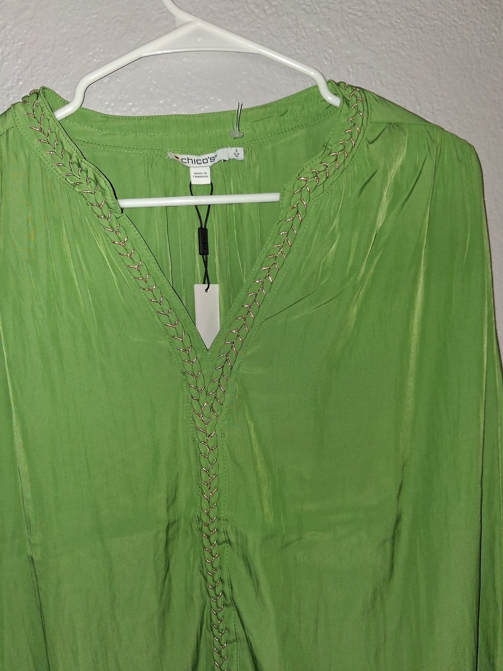 Chico's NWT Batwing 3/4 Sleeve Blouse Salted Lime 3/ 16 - Picture 3 of 7